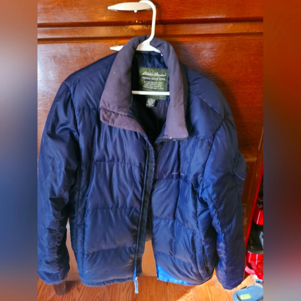 Eddie Bauer "puffy" men's jacket size L